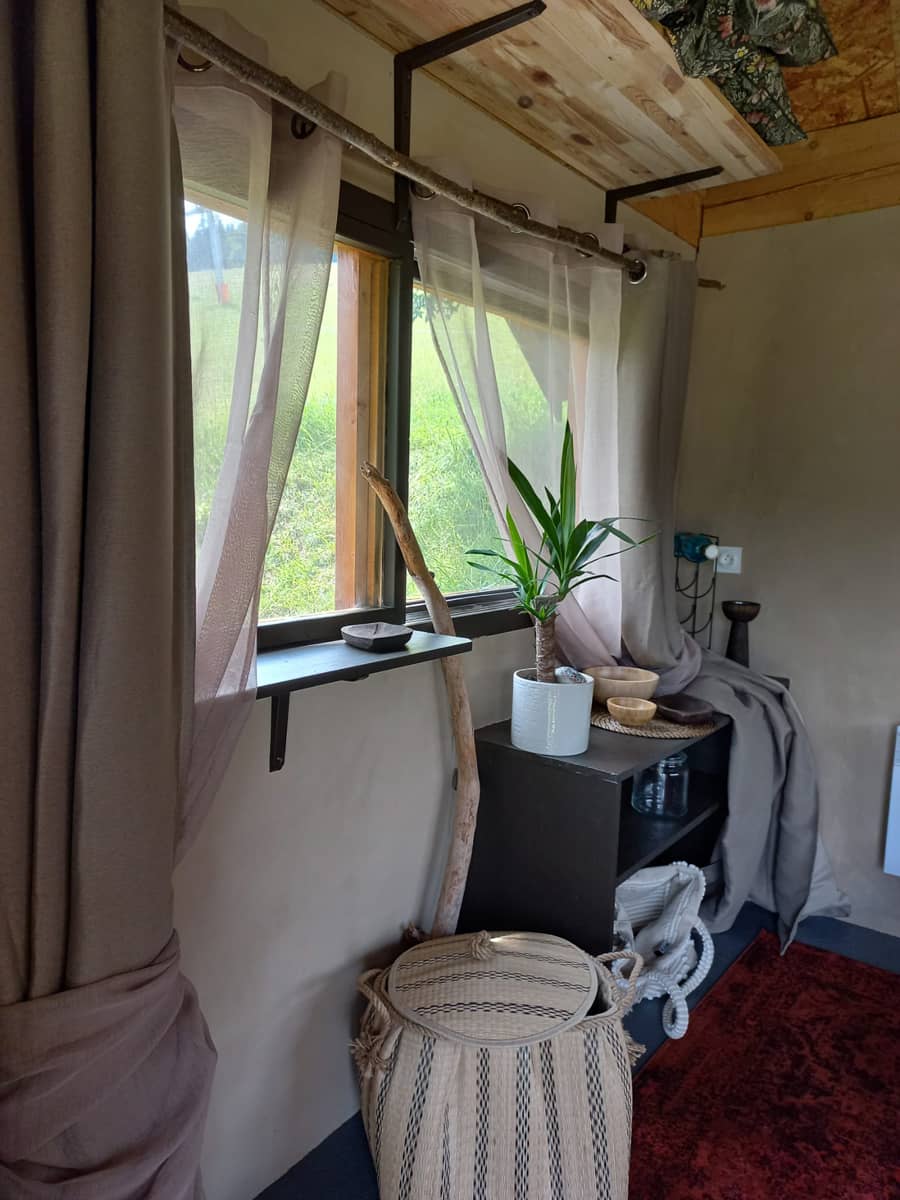 Cabane du gîte La Bohème