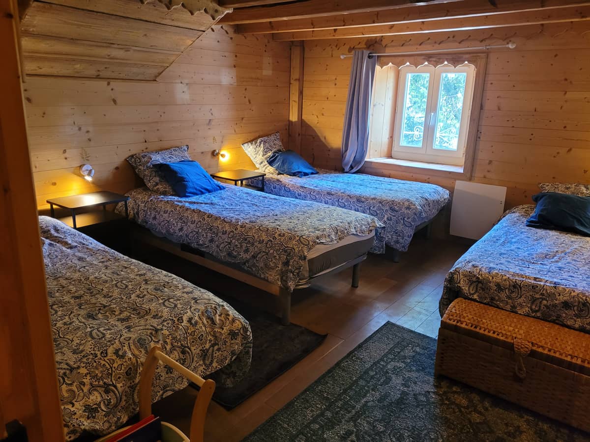 Chambre n°4 : 4 lits simples